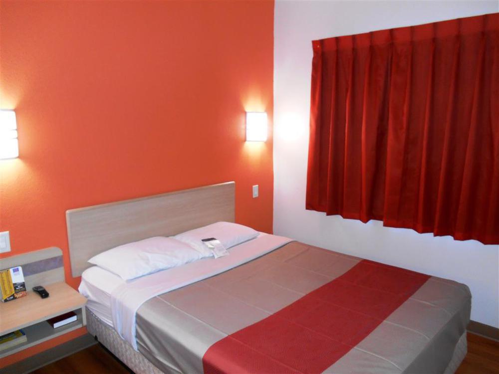 Motel 6-Mission, Tx Номер фото
