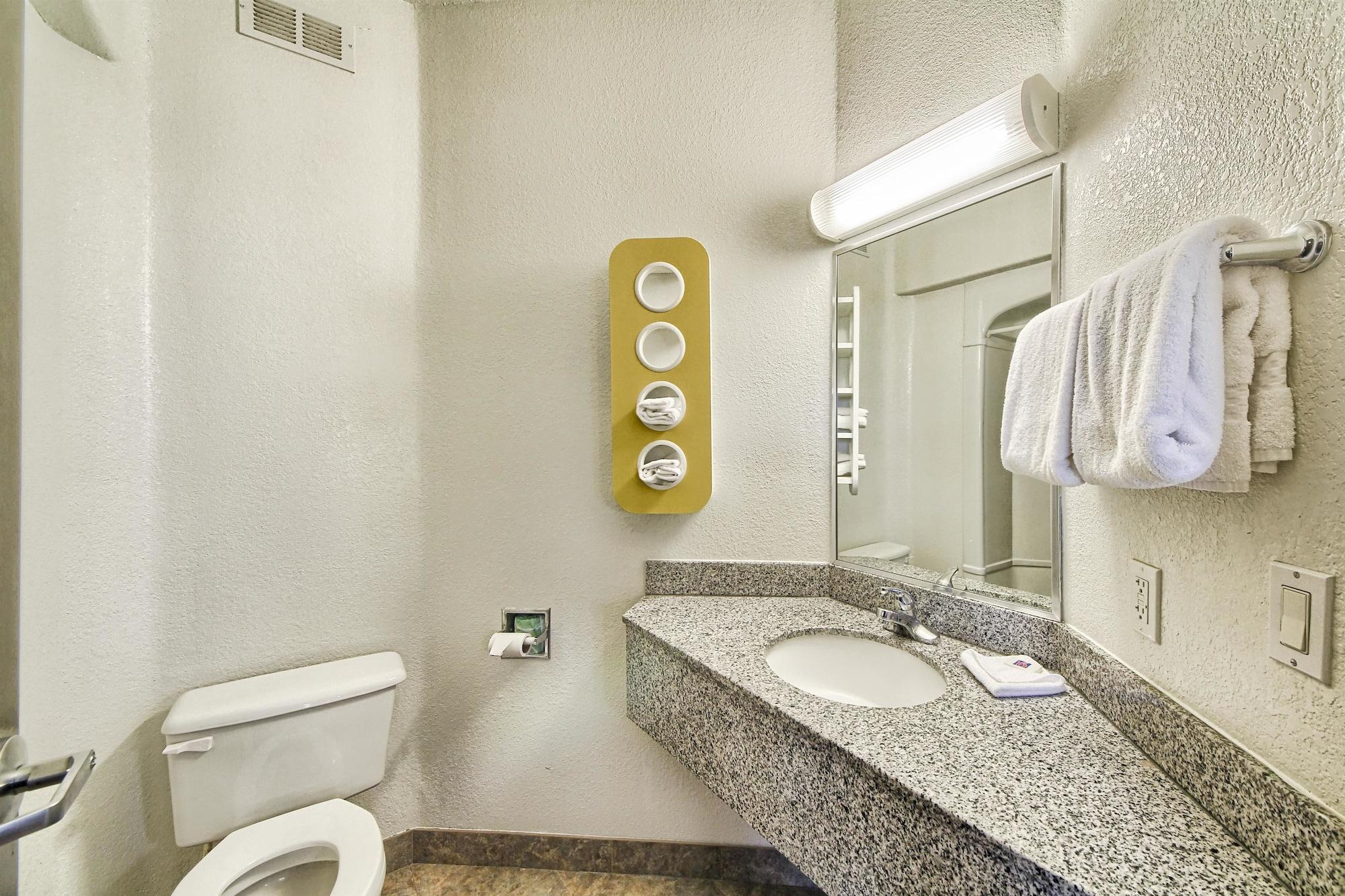 Motel 6-Mission, Tx Экстерьер фото