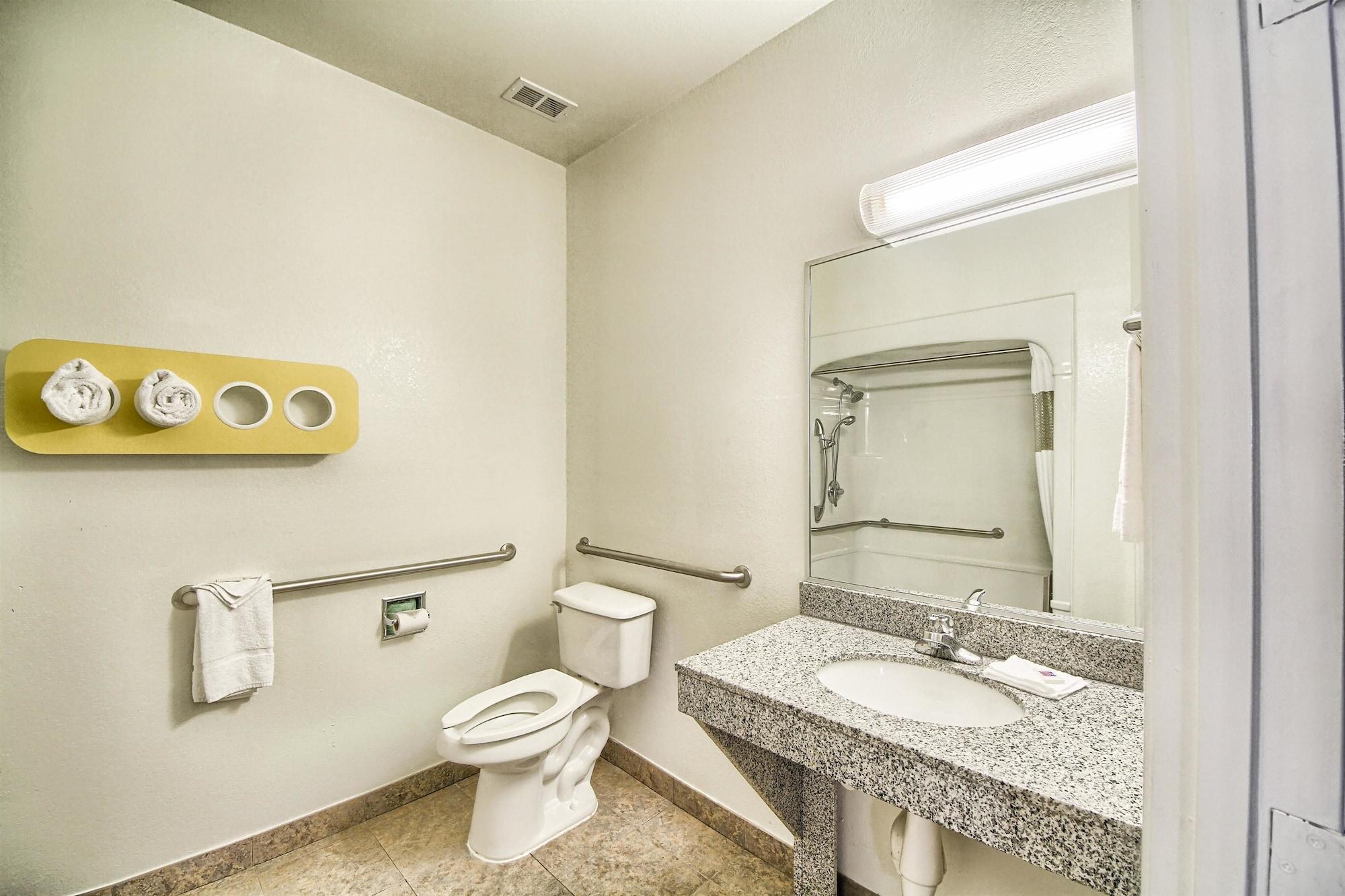 Motel 6-Mission, Tx Экстерьер фото