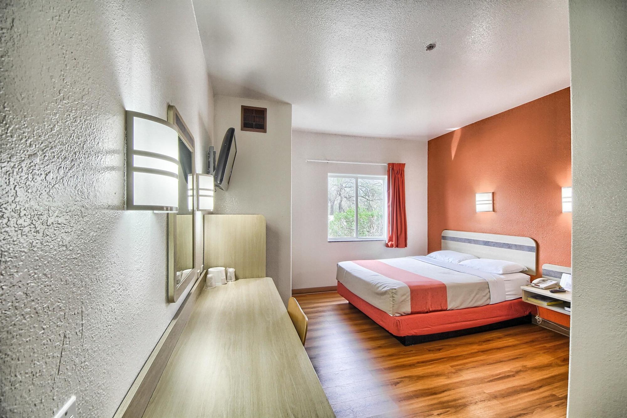 Motel 6-Mission, Tx Экстерьер фото